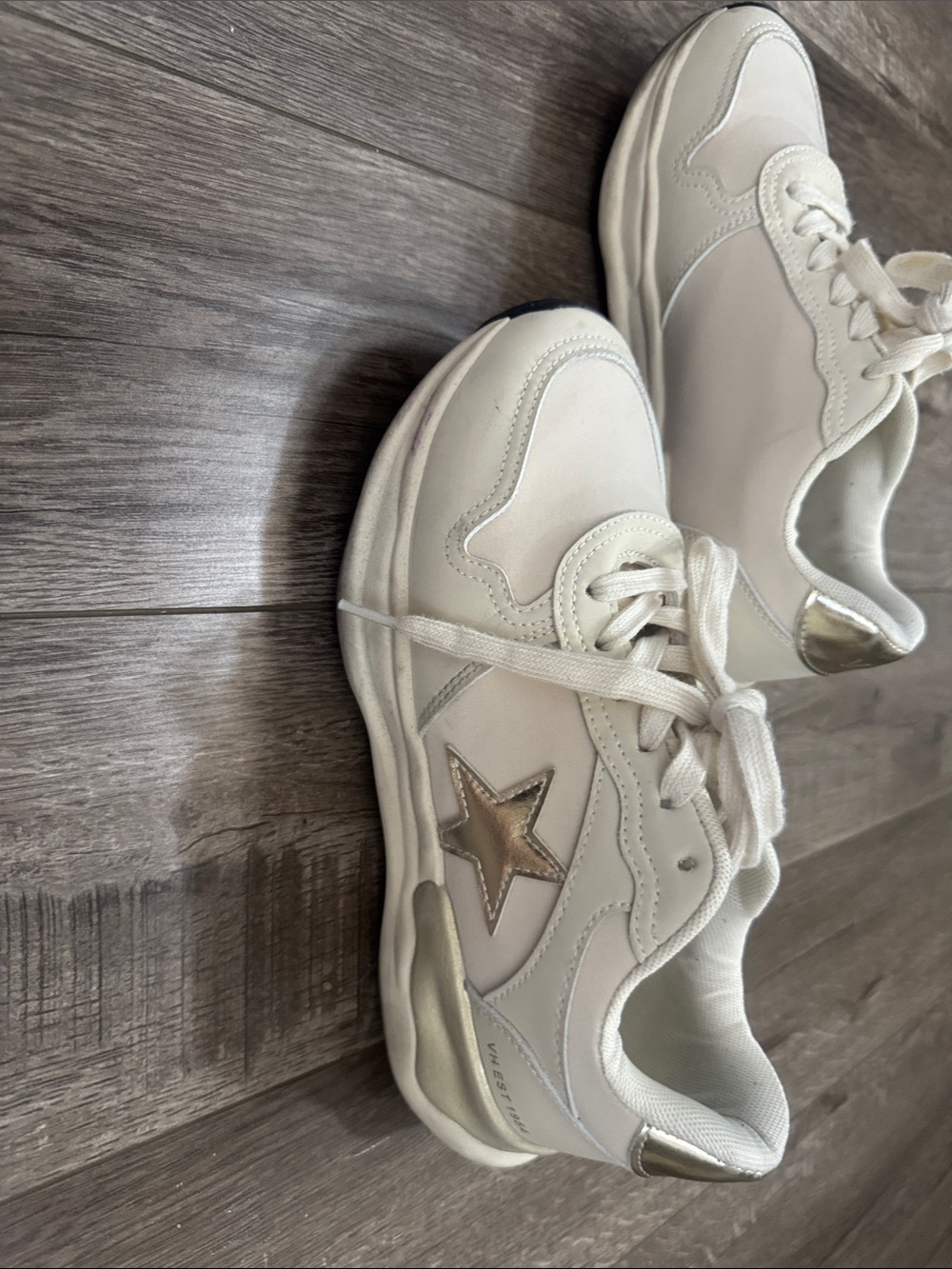 Women's White Athletic Sneakers with Metallic Gold Star Accent